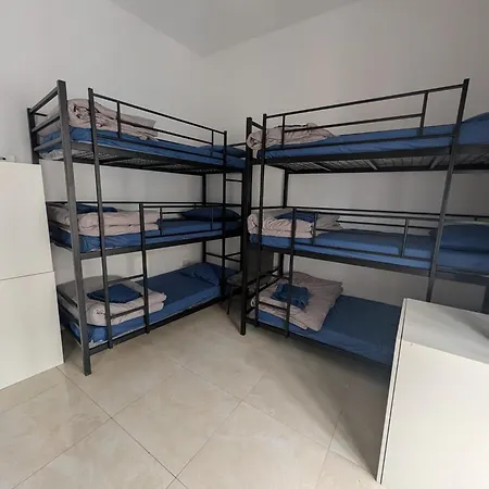 Lourd Bed *