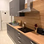 Lourd Bed Πανσιόν *