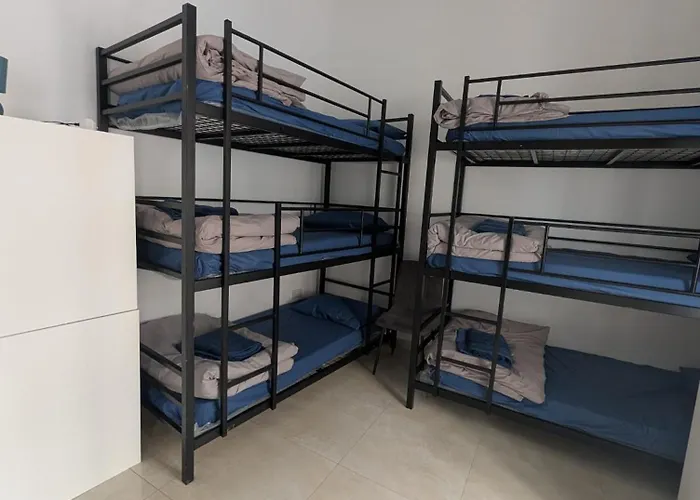 Lourd Bed בית הארחה סליאמה